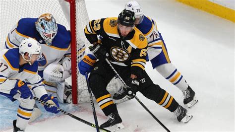 Brad Marchand injury: Bruins forward exits game with lower-body injury