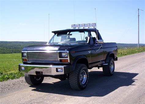 Ford Bronco '84 Lifted | DarkSide Projektz | Flickr