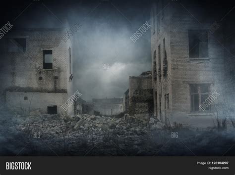 Apocalyptic Ruins City Image & Photo (Free Trial) | Bigstock