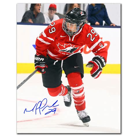 Marie-Philip Poulin Team Canada 2013 IIHF WORLD CHAMPIONSHIPS Autographed 8X10 - NHL Auctions