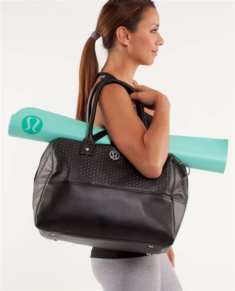 Lululemon Daily Gym Bag - Black - lulu fanatics