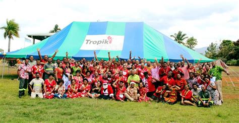 412 employees of Fiji Pine Limited and Tropik Wood Industries Limited receive $2,000 in bonuses