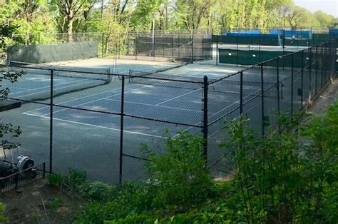 119th Street Tennis Courts (“Over the Track Courts”) | Riverside Park Conservancy