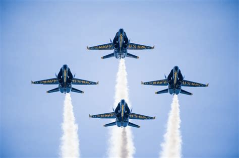 Here are 10 amazing photos of the US Navy Blue Angels | American Military News