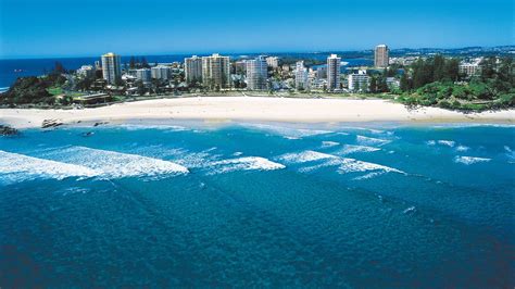 Coolangatta Beach - Coolangatta, Queensland Attraction | Expedia.com.au