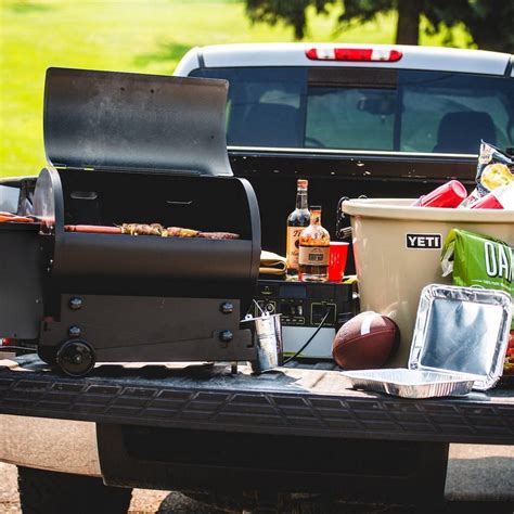 starting a traeger tailgater grill for the first time - I Got Big ...