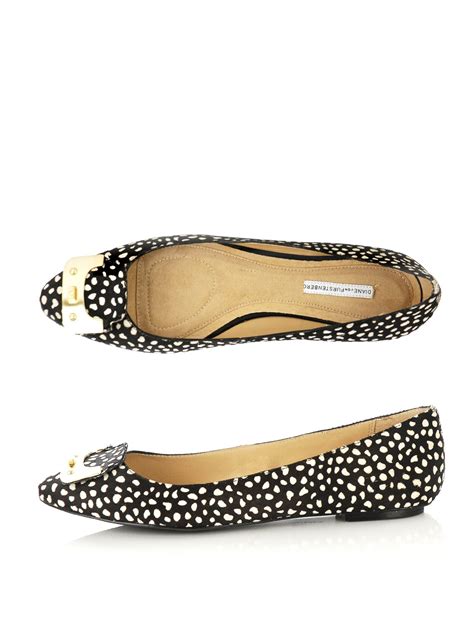 Diane Von Furstenberg Madison Shoes in Black (gold) | Lyst