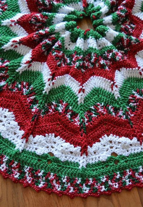 Gorgeous Crochet Christmas Tree Skirt sparkly made to Order - Etsy | Haaksteek, Haken, Tree