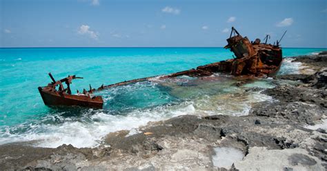 Bimini beaches one day cruise - Bahamas Air Tours