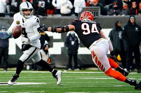 Tafur: In Derek Carr’s ultimate prove-it year, Raiders QB fell short in Mark Davis’ eyes - The ...