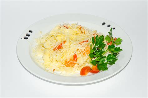 Tasty Salad with Noodles image - Free stock photo - Public Domain photo - CC0 Images