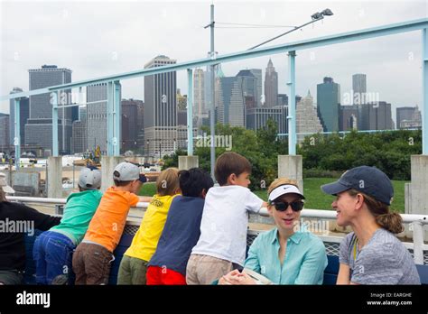 Governors island ferry hi-res stock photography and images - Alamy