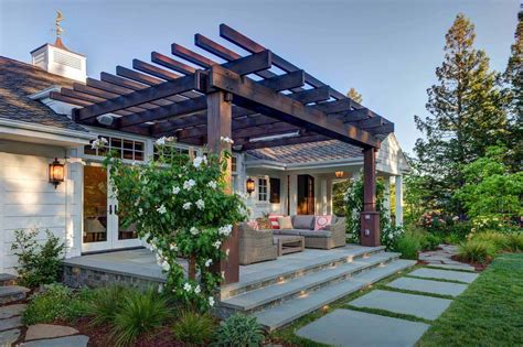 20+ Amazing Pergola Ideas For Shading Your Backyard Patio | Pergola designs, Farmhouse patio ...