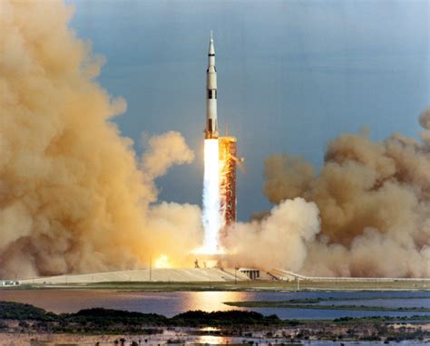 1970: Was Apollo 13 Really Launched at 13:13? | History.info