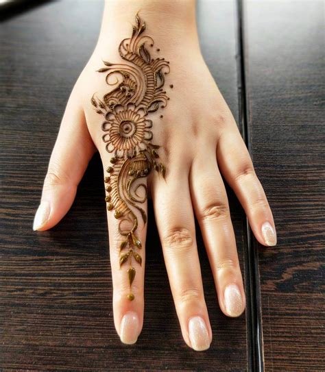 50 Latest One Finger Mehndi Designs - K4 Fashion