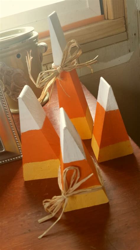 15 Clever Candy Corn Crafts | Random Acts of Crafts