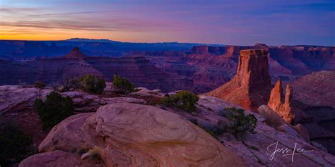 Canyonlands Sunrise | Canyonlands, Utah | Photos by Jess Lee