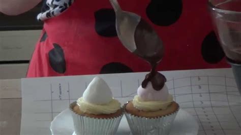 simple volcano cupcakes - YouTube