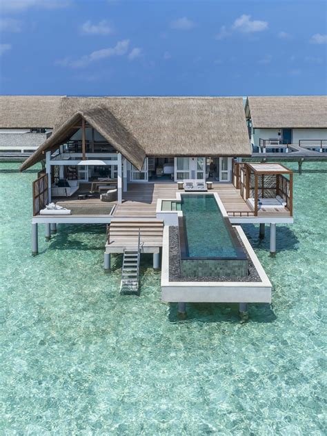 5-Star Luxury Resort Maldives | Four Seasons at Landaa Giraavaru ...