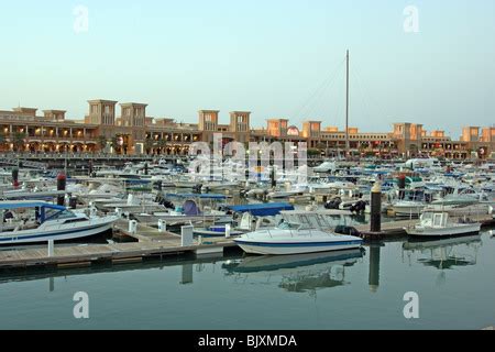 Marina Mall, Kuwait City, Kuwait, Middle East Stock Photo: 66418881 - Alamy