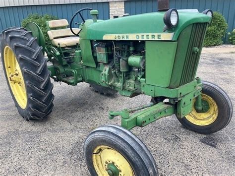 1963 John Deere 1010 | Utility Tractors | MachineFinder