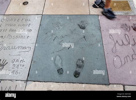 Frank Sinatra signature and handprints Hollywood Stock Photo - Alamy