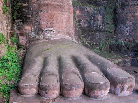 Leshan Giant Buddha - Unusual Traveler