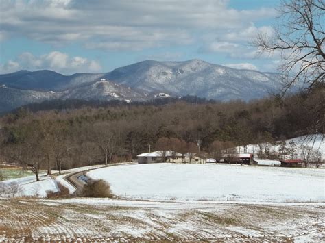 Blue Ridge Poet: Blue Ridge Mountains' Snow