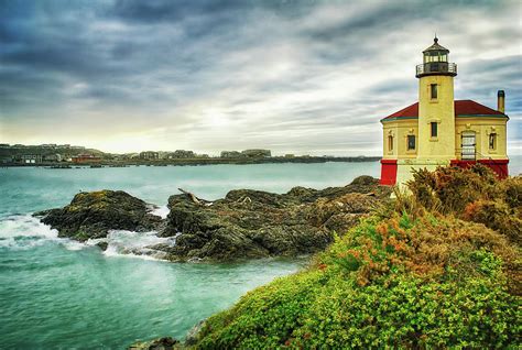 Coquille River Lighthouse Photograph by Priscilla Burgers - Pixels