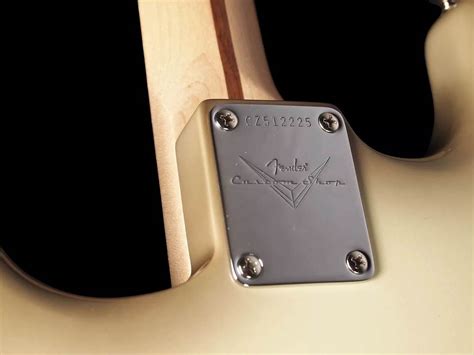 Eric Clapton Antigua 10th Anniversary Crossroads Stratocaster - FUZZFACED