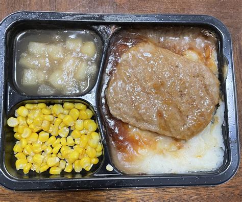 Banquet Salisbury Steak: Really Good : r/frozendinners