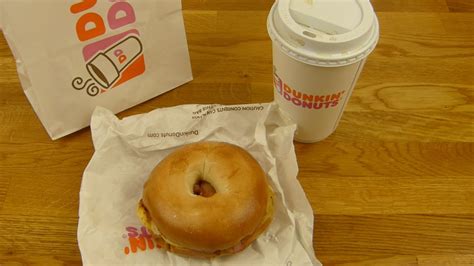 Dunkin' Donuts - Egg Cheese Bacon Bagel & Dunkin' Original Coffee - YouTube