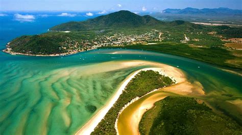 Cooktown beach, Cairns region, Australia - Ultimate guide (November 2024)