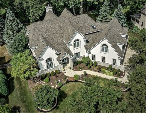 Lemont, IL Real Estate - Lemont Homes for Sale | realtor.com®