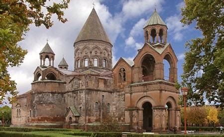 Etchmiadzin Cathedral, Vagharshapat, Armenia : r/architecture