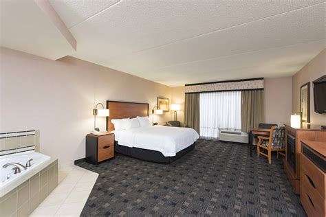 Photo Gallery - Hampton Inn & Suites Indianapolis-Fishers