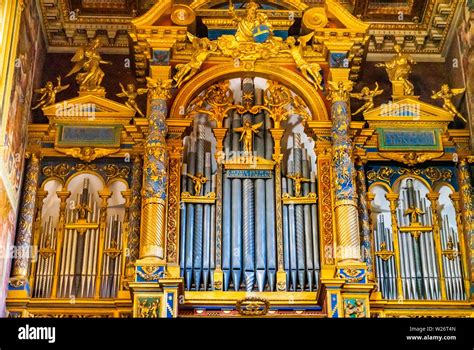 The Organ Of The Cathedral High Resolution Stock Photography and Images ...