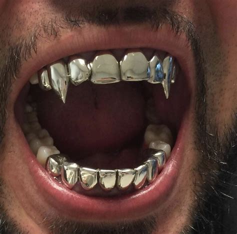 ⚜️PrO_RaZe⚜️ | Grillz teeth, Grills teeth, Fang grillz