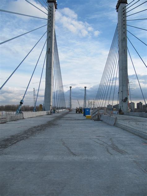 Pont Olivier Charbonneau - Communauté Métropolitaine de Montréal - CMM