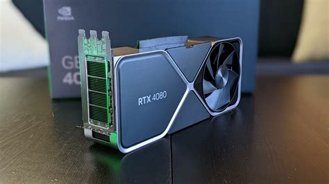 英伟达公版 GeForce RTX 4080 16GB 评测：8 分