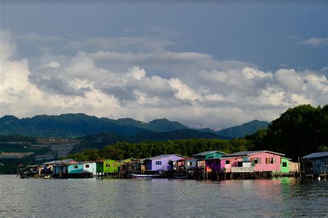 The Bajau People – Sea Gypsies - Pray For Indonesia