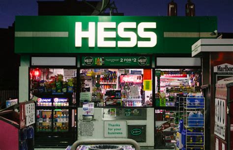 Combining Convenience Stores: Hess Sells Retail Locations To Speedway ...