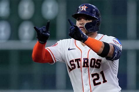 Astros rookie Yainer Diaz is the 'future,' but where?