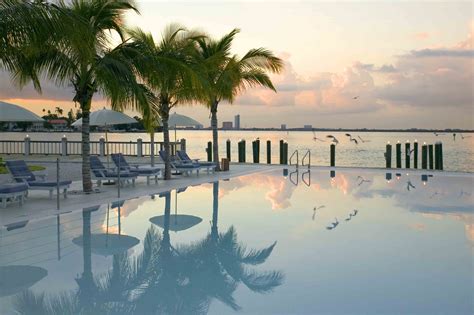 The Infinity Pool at The Standard Miami Beach | Standard hotel miami ...