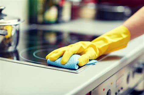 Kitchen Cleaning Tips: How to Keep a Spotless Kitchen