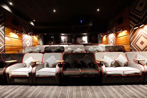 Oxted cinema refurb - Get Surrey