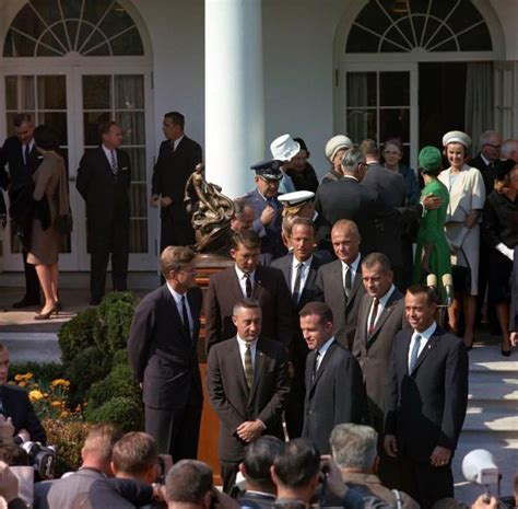 President JFK with the Original Mercury 7, Oct 1963. : r/OldSchoolCool