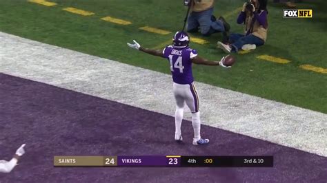 Stefon Diggs makes Clutch Catch to save Vikings!! - YouTube