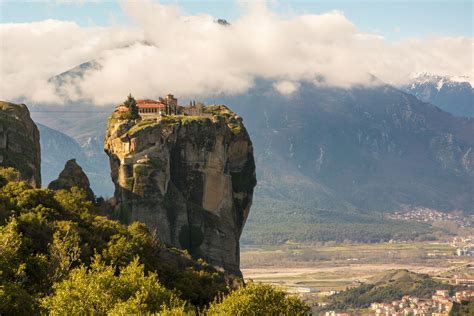 Monasteries of Meteora, Holy Trinity | Meteora, Holy trinity, Amazing ...