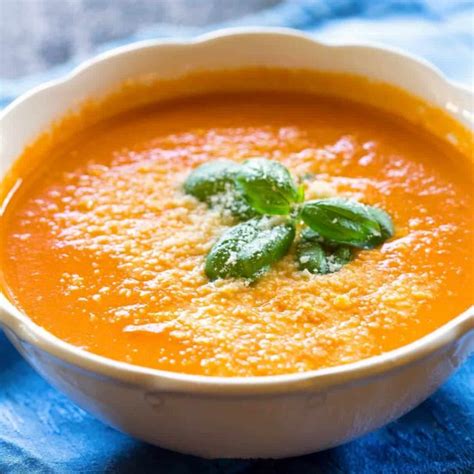 Simple Tomato Soup Recipe - Bogados